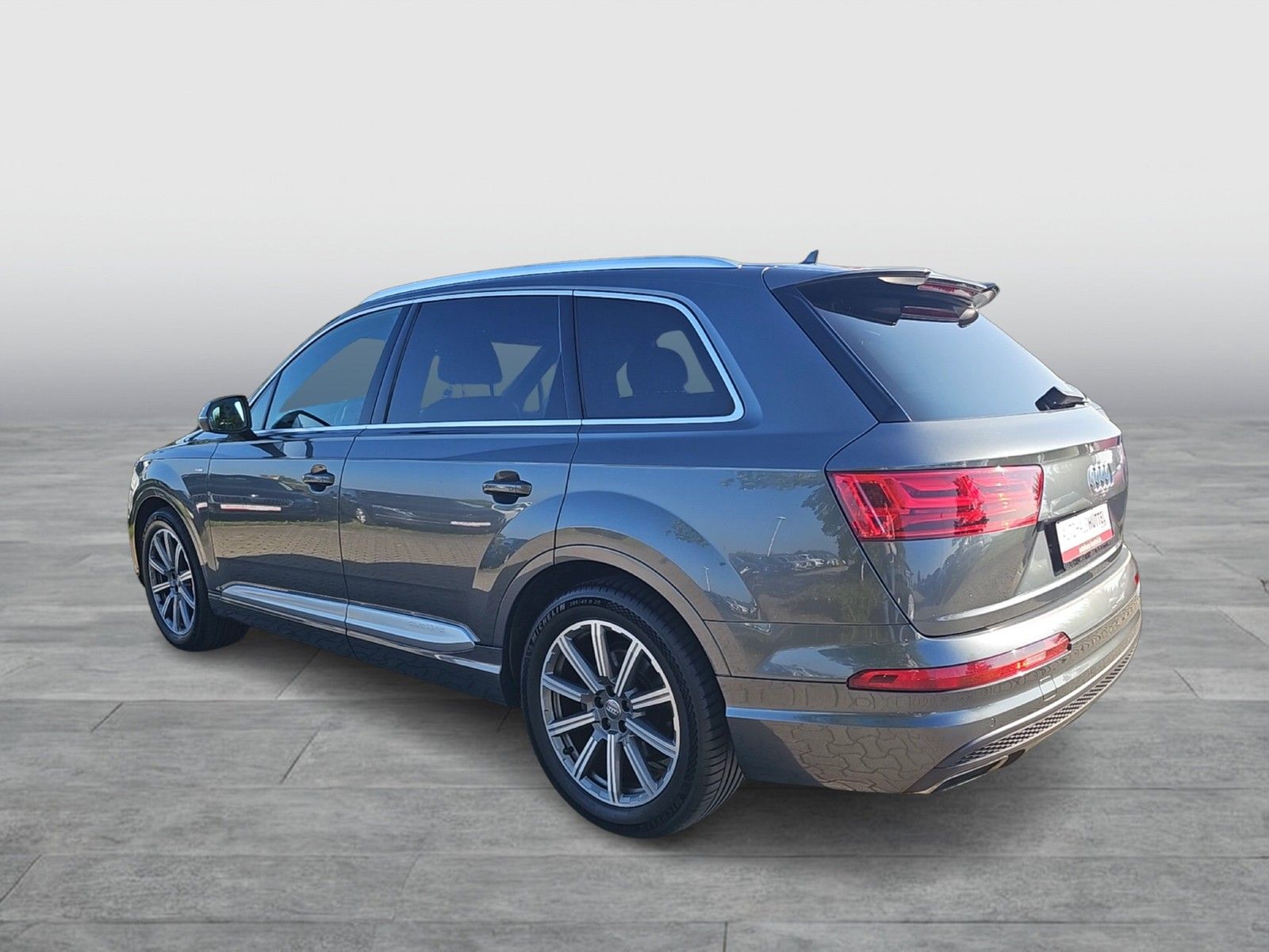 Fahrzeugabbildung Audi Q7 50  S-Line TDI quattro LED LUFT STHG VC HUD A