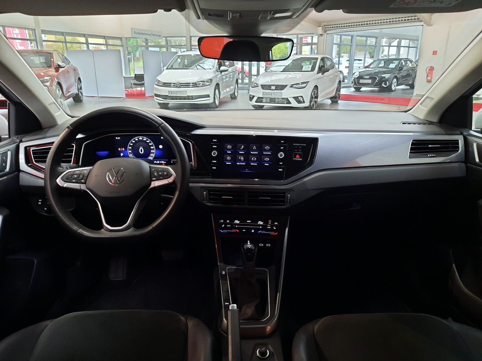 Fahrzeugabbildung Volkswagen Polo Style TSI DSG *Navi*Cam*LED*PDC*Sitzhzg*ACC