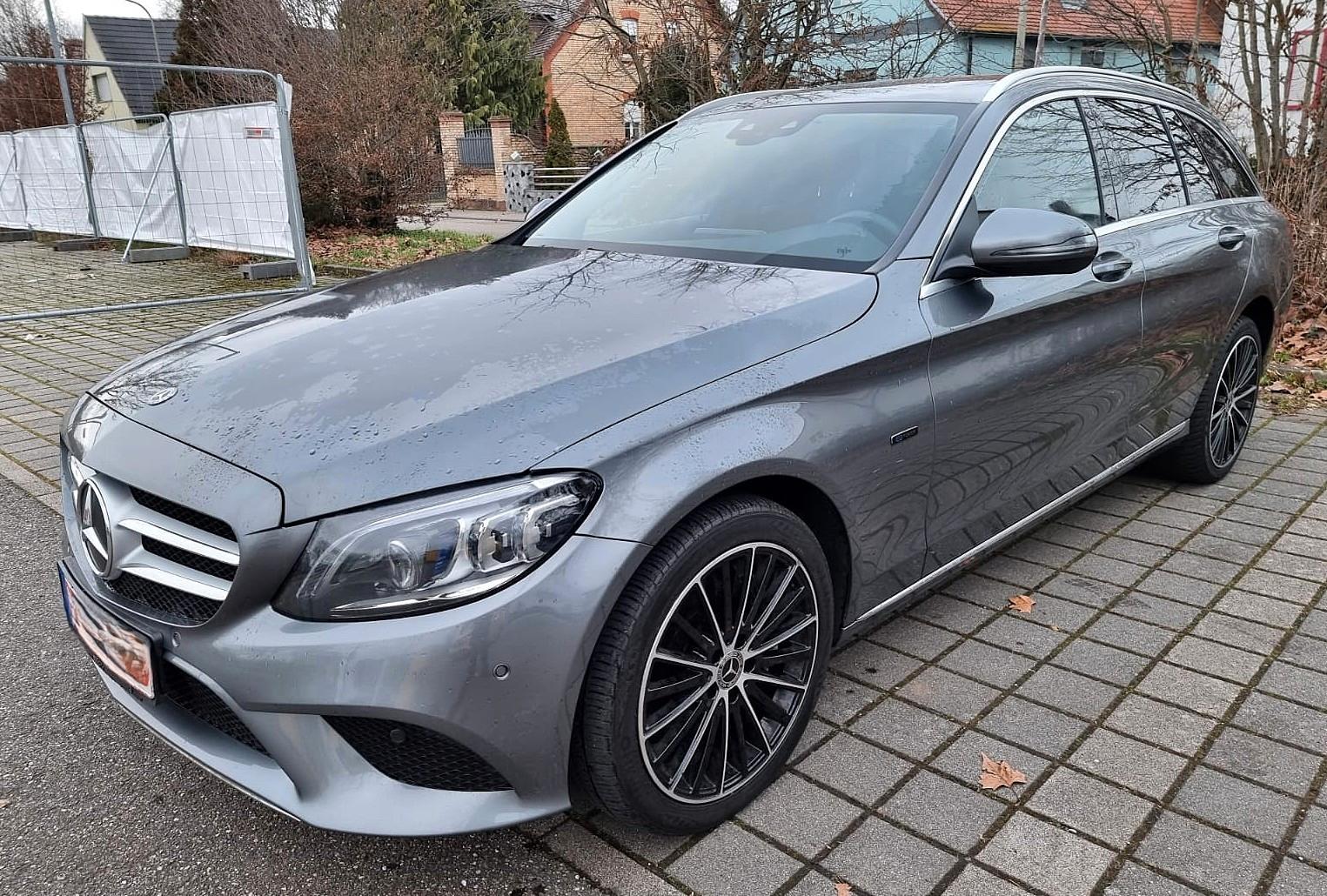 Mercedes-Benz C 300de "Avantgarde" LED AHK Widescreen