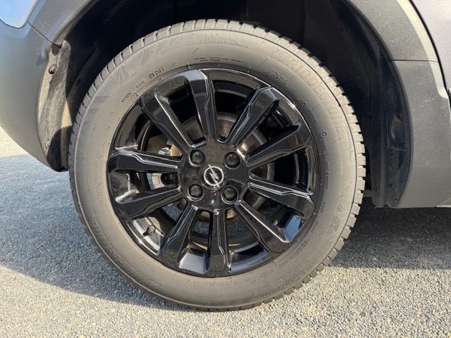 Fahrzeugabbildung Opel Crossland 1.2 Turbo Elegance Paket AT