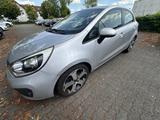Kia Rio Spirit - Kia Rio aus 2012 mit Diesel-Antrieb
