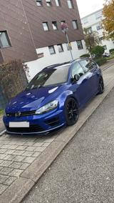 Volkswagen Golf 2.0 TSI DSG 4MOTION BMT R Variant R - : Alcantara, Ambiente-Beleuchtung, Kombi