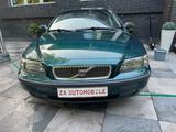 Volvo V70 - gebrauchte Volvo V70 aus dem Jahr 2001