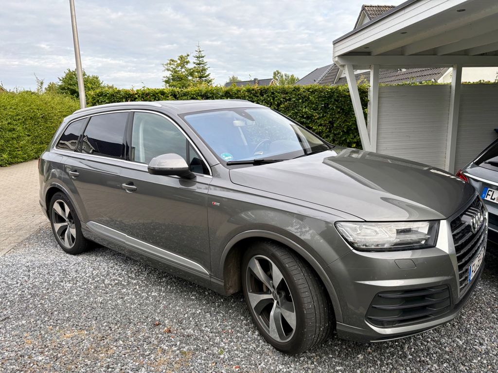 Image of Audi Q7