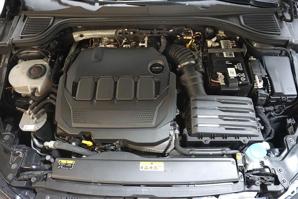 Volkswagen Golf 8 2.0TDI DSG R-Line Virtual AHK Navi, миниатюра 16
