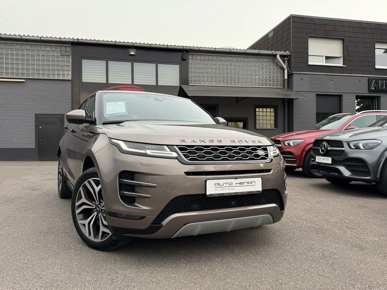 Land Rover Evoque D240 R-Dynamic SE Pano Leder virtual AHK foto 3