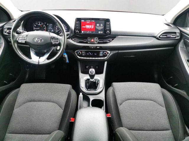 Hyundai i30 Edition 30  Kamera SHZ LED