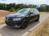Volkswagen Tiguan Highline--4Motion--1.HAND--SCHECKHEFT VW- - Volkswagen Tiguan mit Diesel-Antrieb: Automatik