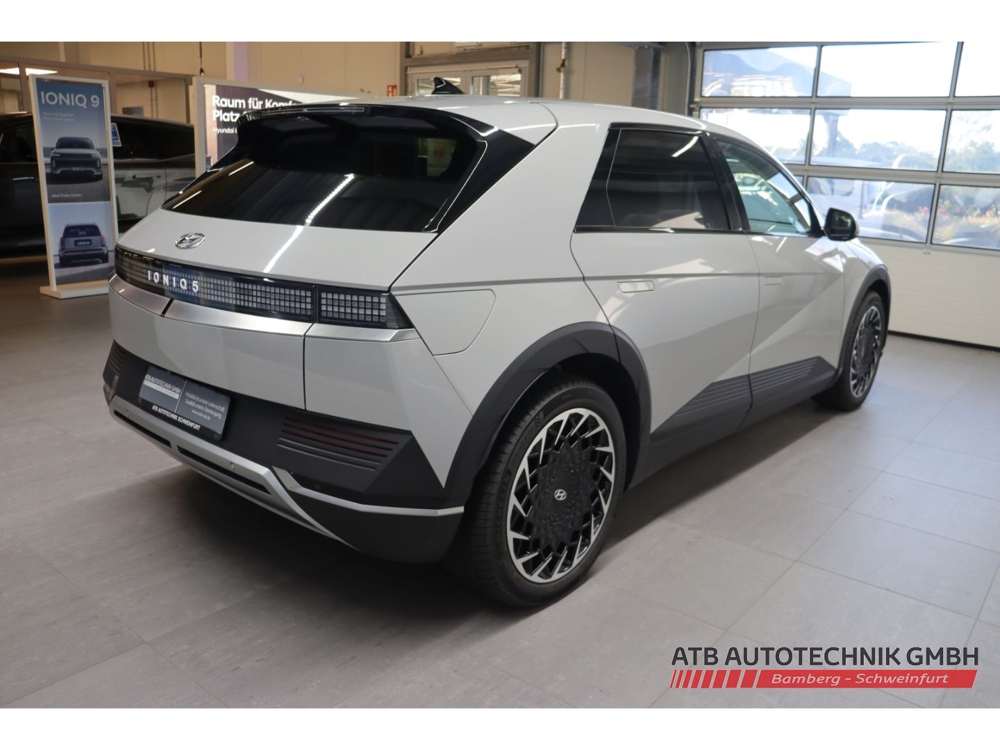 Fahrzeugabbildung Hyundai IONIQ 5 TECHNIQ Heckantrieb 77,4kWh Batt. SOH 96