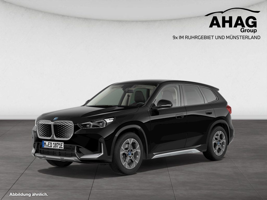 BMW iX1 xDrive30 (ab 2022)