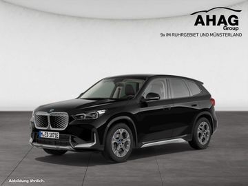 BMW iX1 xDrive30 (ab 2022)
