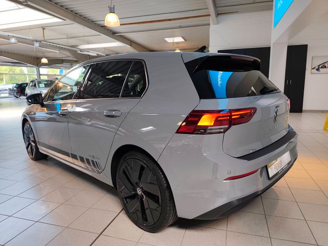 Golf VIII 2.0 TDI DSG *19"*APP*Navi*ACC*Winter*