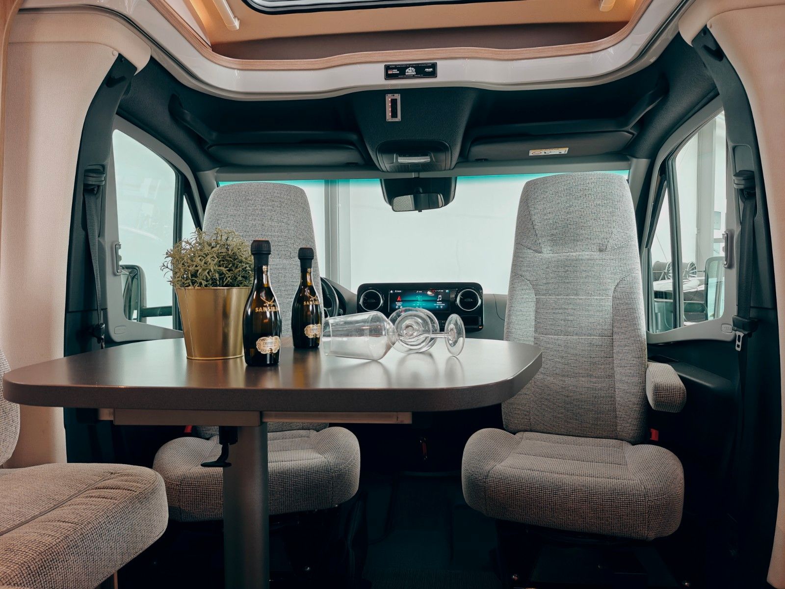 Fahrzeugabbildung HYMER / ERIBA / HYMERCAR ML - T 580 4x4 RSX - DRAUZZEN®
