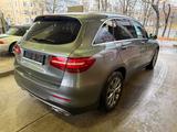 Mercedes-Benz GLC 250 4Matic KAMERA-LED-AMG-LINE-1.HAND - gebrauchte SUV & Geländewagen