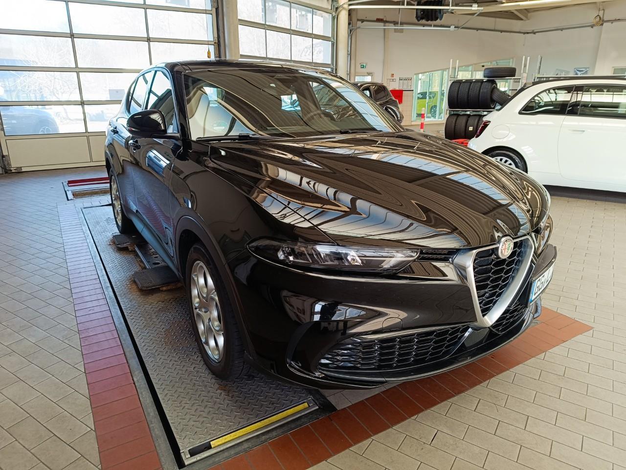 Alfa Romeo Tonale SUPER 1.5 T 48V-Hybrid 130PS DCT PDC*