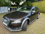 Audi A4 Allroad 2.0 TDI (DPF) quattro - - Audi A4 Allroad aus 2009