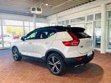 Volvo XC40 RDes AWD AHK ACC BLIS Pano Leder 360° - Volvo XC40 mit Anhängerkupplung
