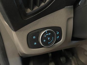 Ford Transit Connect  *3.SITZ*NOTBREMS*AHK*TÜV*RADIO*