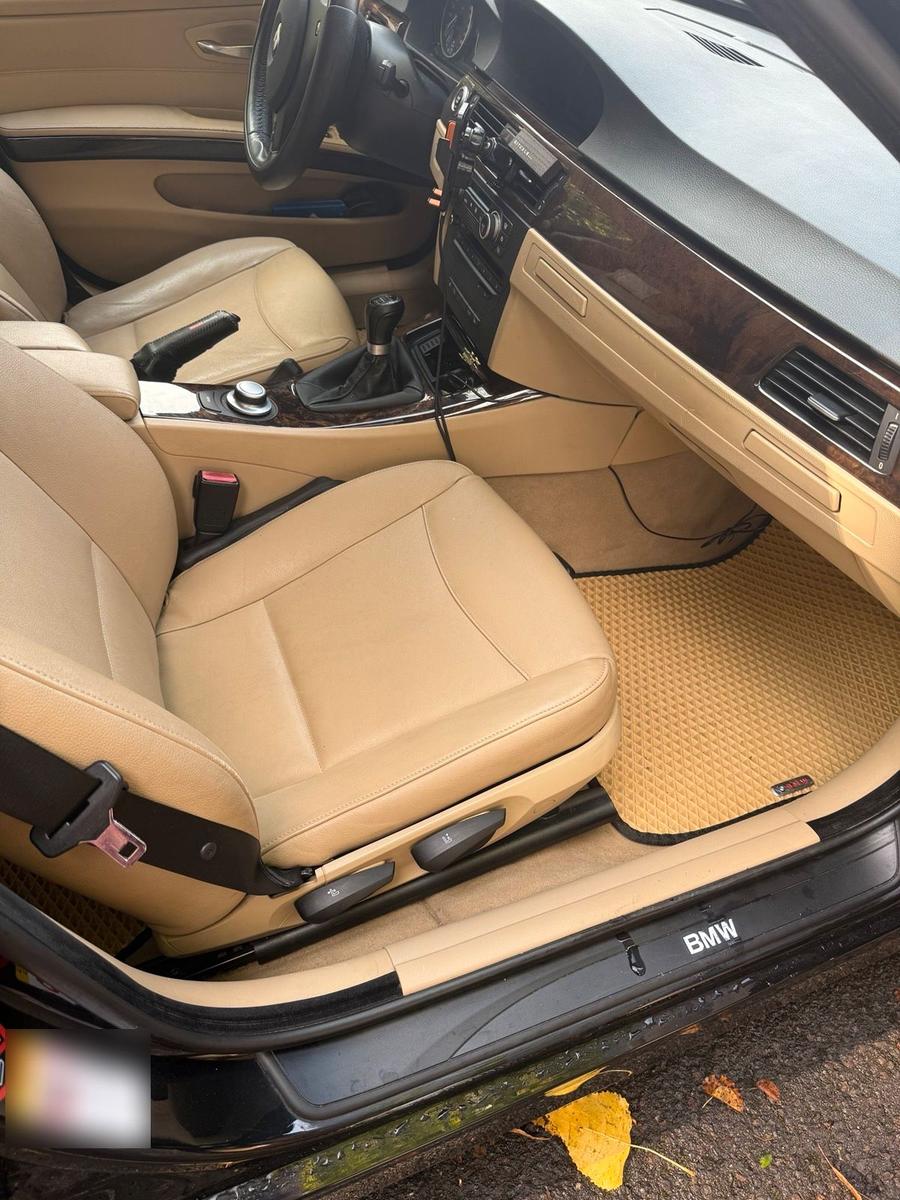 BMW 318 2008 — photo 13