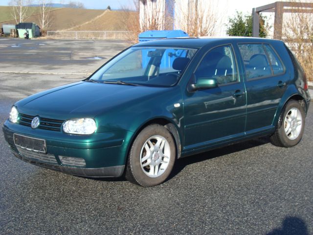 Volkswagen Golf 1.6 Auto Comfortline