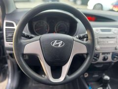 Fahrzeugabbildung Hyundai i20 TÜV NEU HAGELDELLEN KUPPLUNG NEU