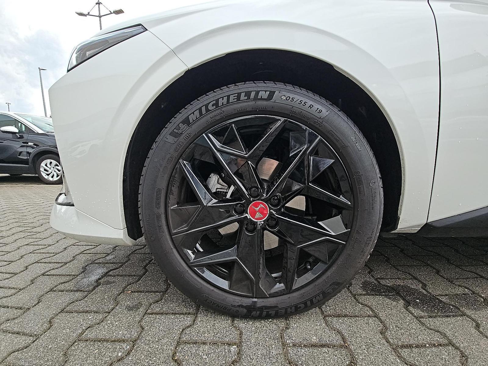 DS Automobiles DS4 Performance Line+NAVI+PDC+ACC+LED+USB+360°+
