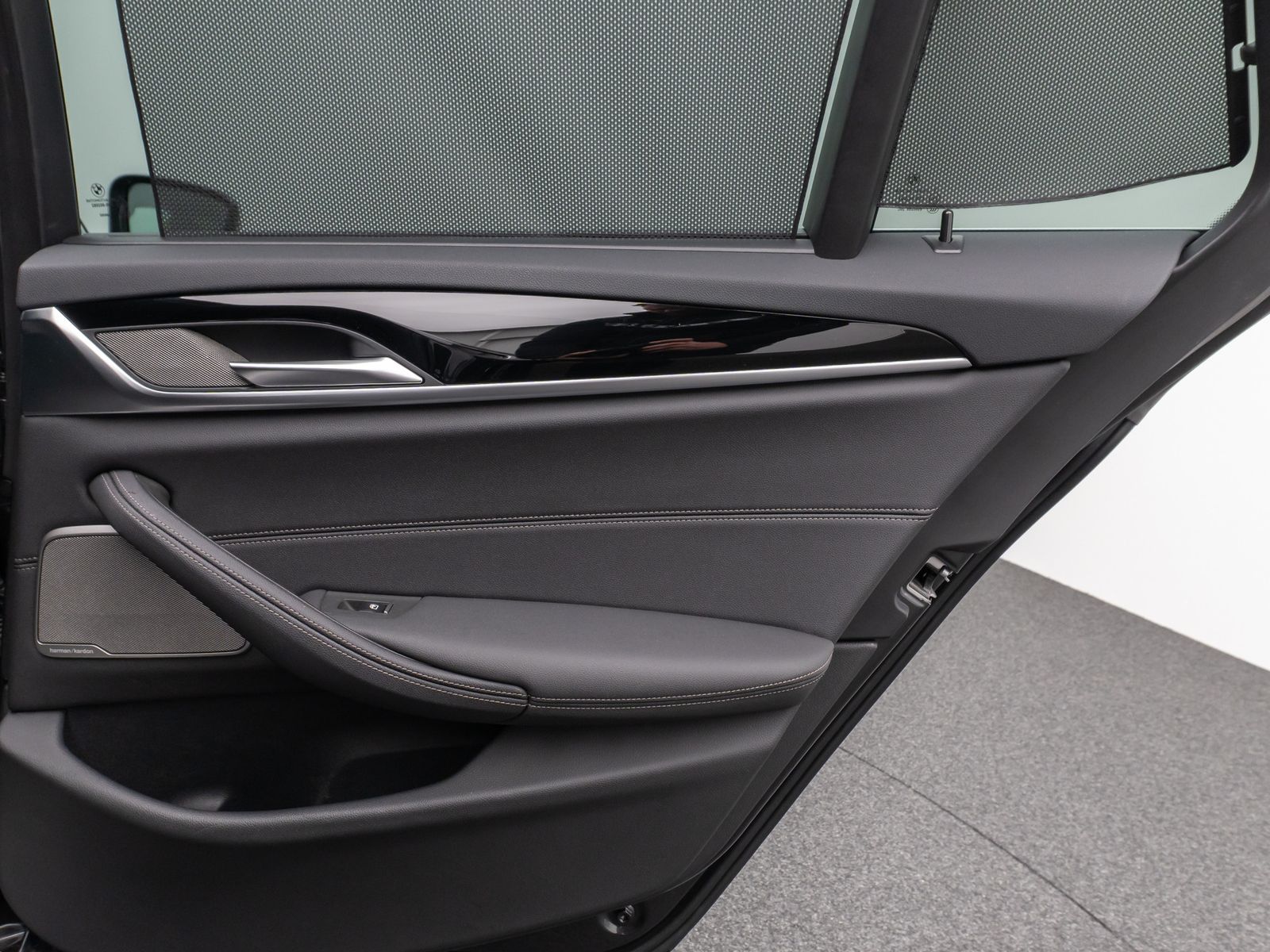 Fahrzeugabbildung BMW 530e xD Alarm DAB 360°Panorama H/K 4Klima Sport