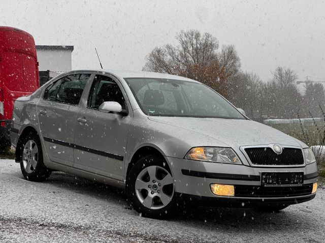 Skoda Octavia Limo 1.9 TDI*II.HAND*SITZHZNG*AHK*S-HEFT