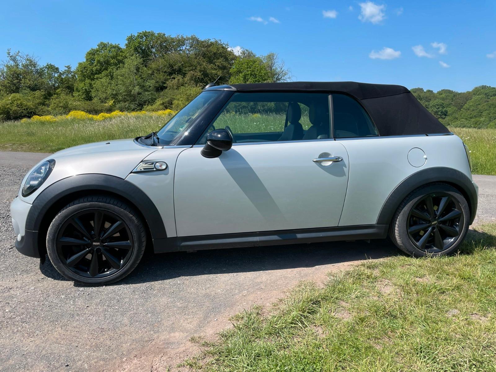 MINI Cooper S Cabrio