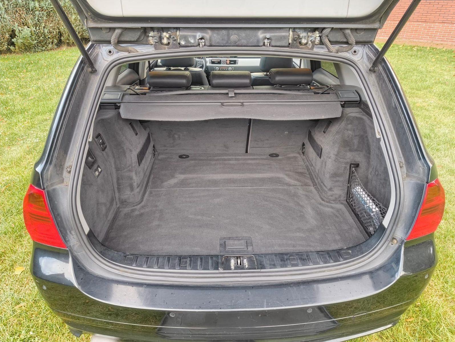 BMW 320 2008 — photo 8