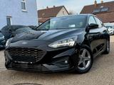 Ford Focus 1.5 EcoBlue Aut Lim. ST-Line ACC|PANO|StHz - Ford Focus mit Diesel-Antrieb
