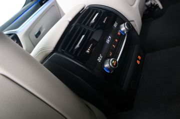 BMW 530i Touring M Sport Komfortsitz PANO ACC HUD