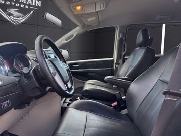 Lancia Voyager - 9