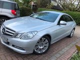 Mercedes-Benz Mercedes E200-Coupé,W107,BlueEFFICIENC... - Mercedes-Benz: W107