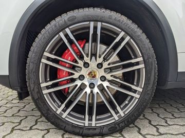 Porsche Cayenne - 7