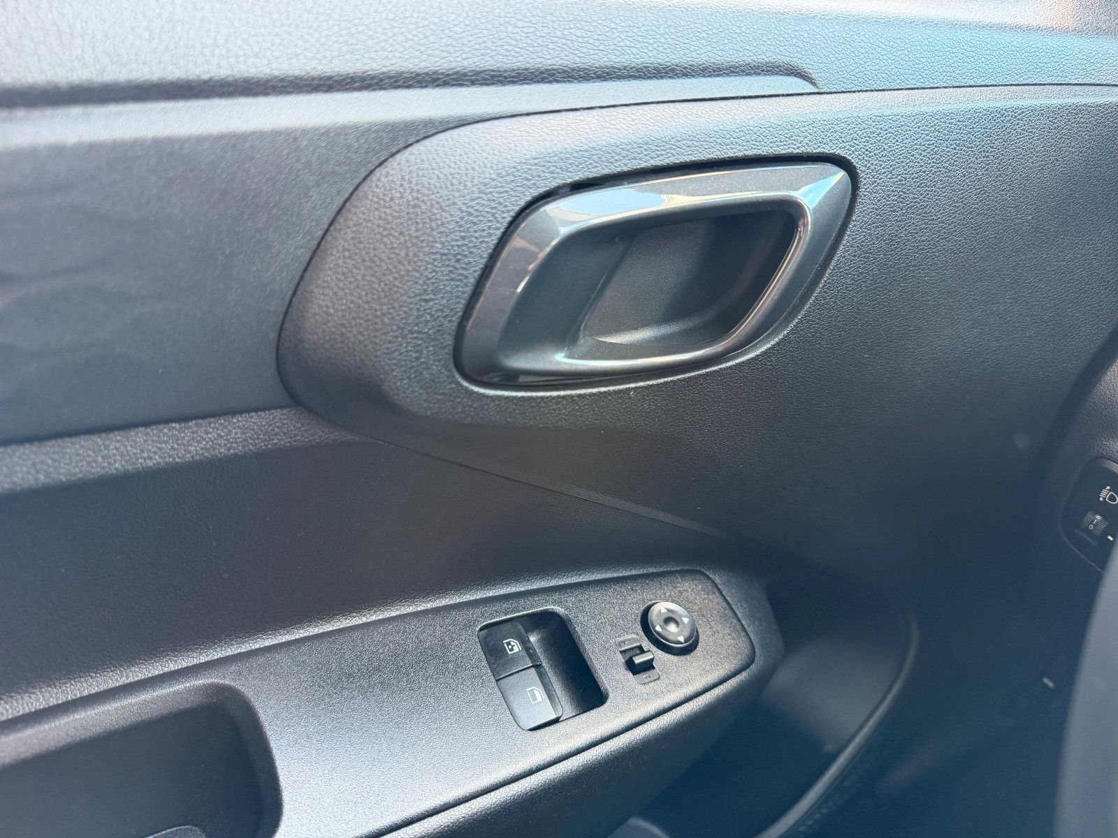 Fahrzeugabbildung Hyundai i10 Trend 84PS Automatik/PDC/SHZ!
