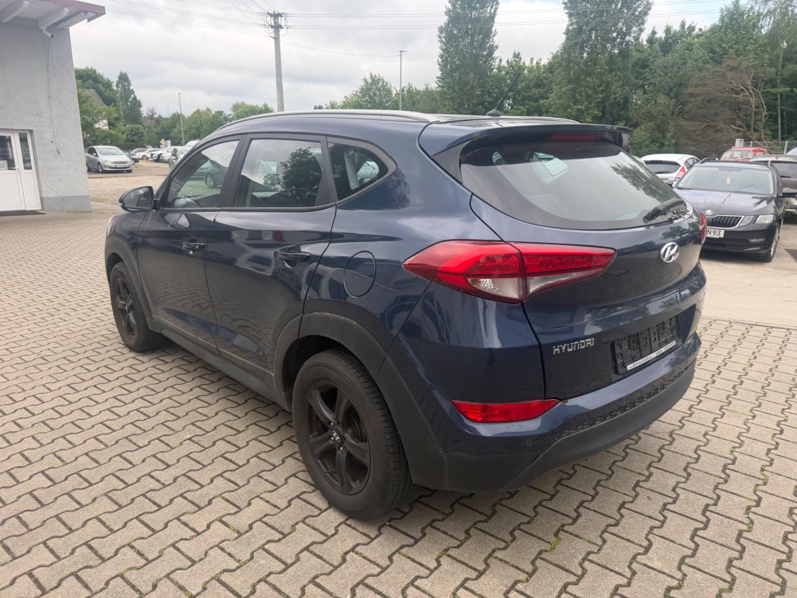 Hyundai Tucson blue Trend 2WD Winterpaket