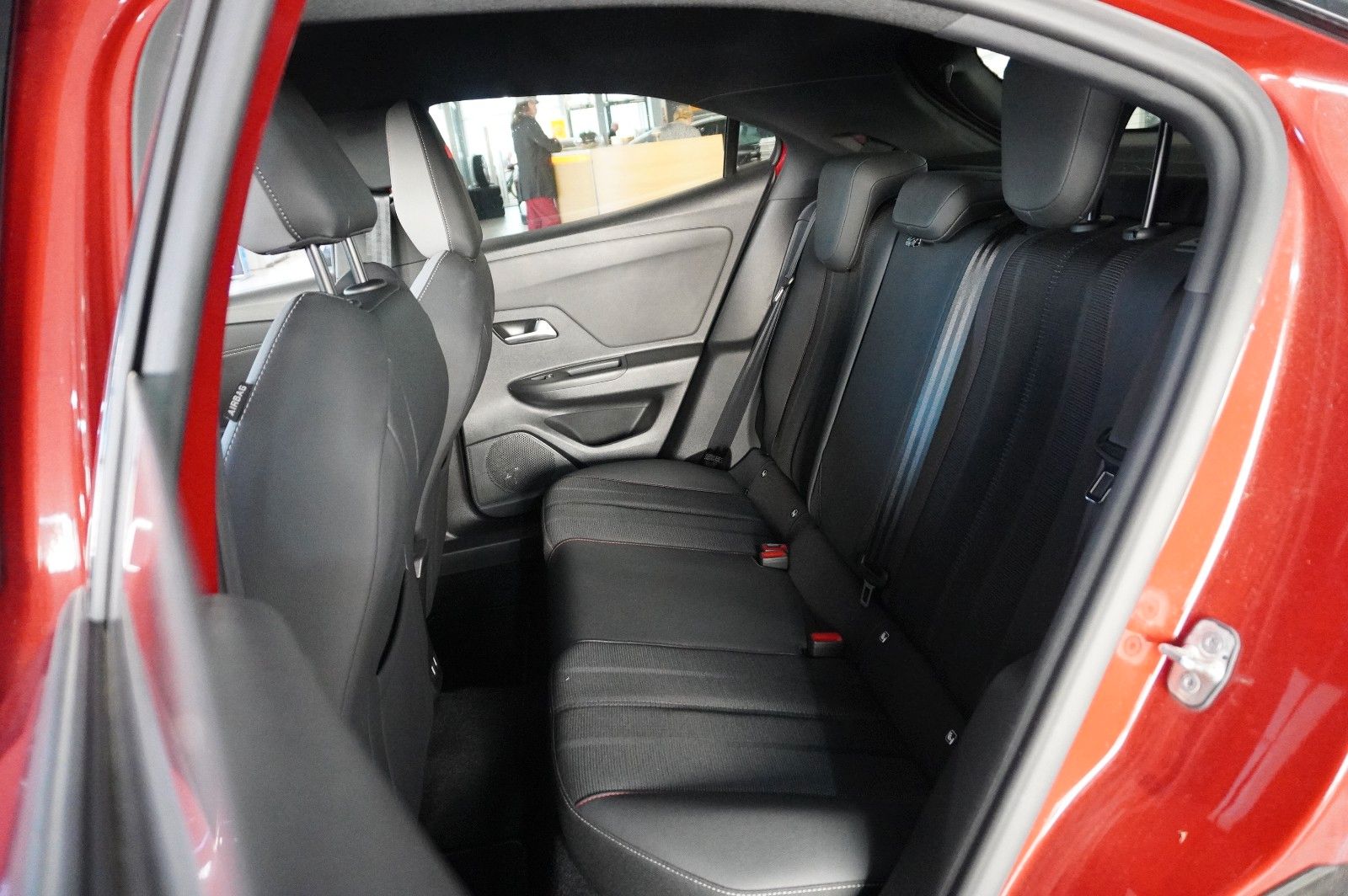 Fahrzeugabbildung Opel Mokka GS SPORT 1.2T NAVI/LED/KAMERA/SPORT/DAB+