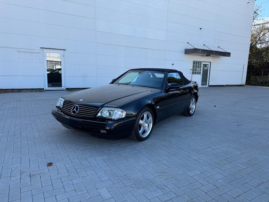 Mercedes-Benz SL 320