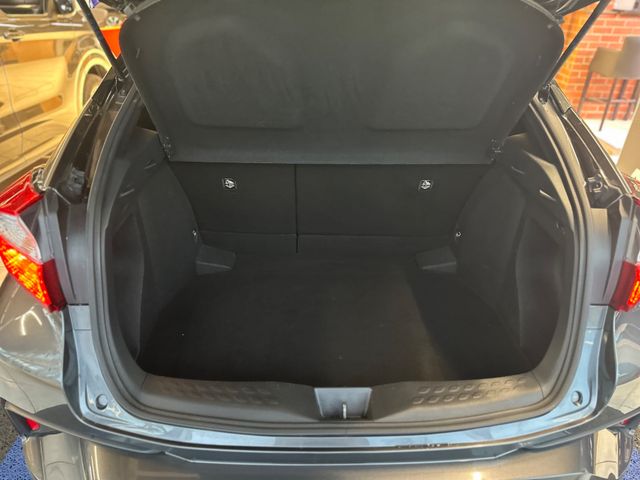 Toyota C-HR  Flow