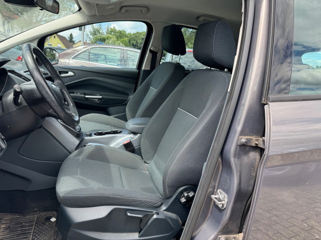 Fahrzeugabbildung Ford C-Max C-MAX Sync Edition Motor läuft unruhig