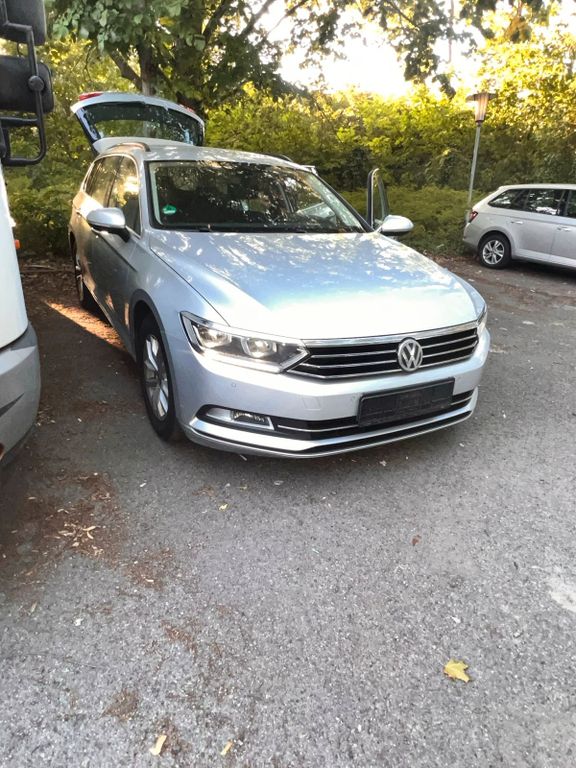 Image of Volkswagen Passat