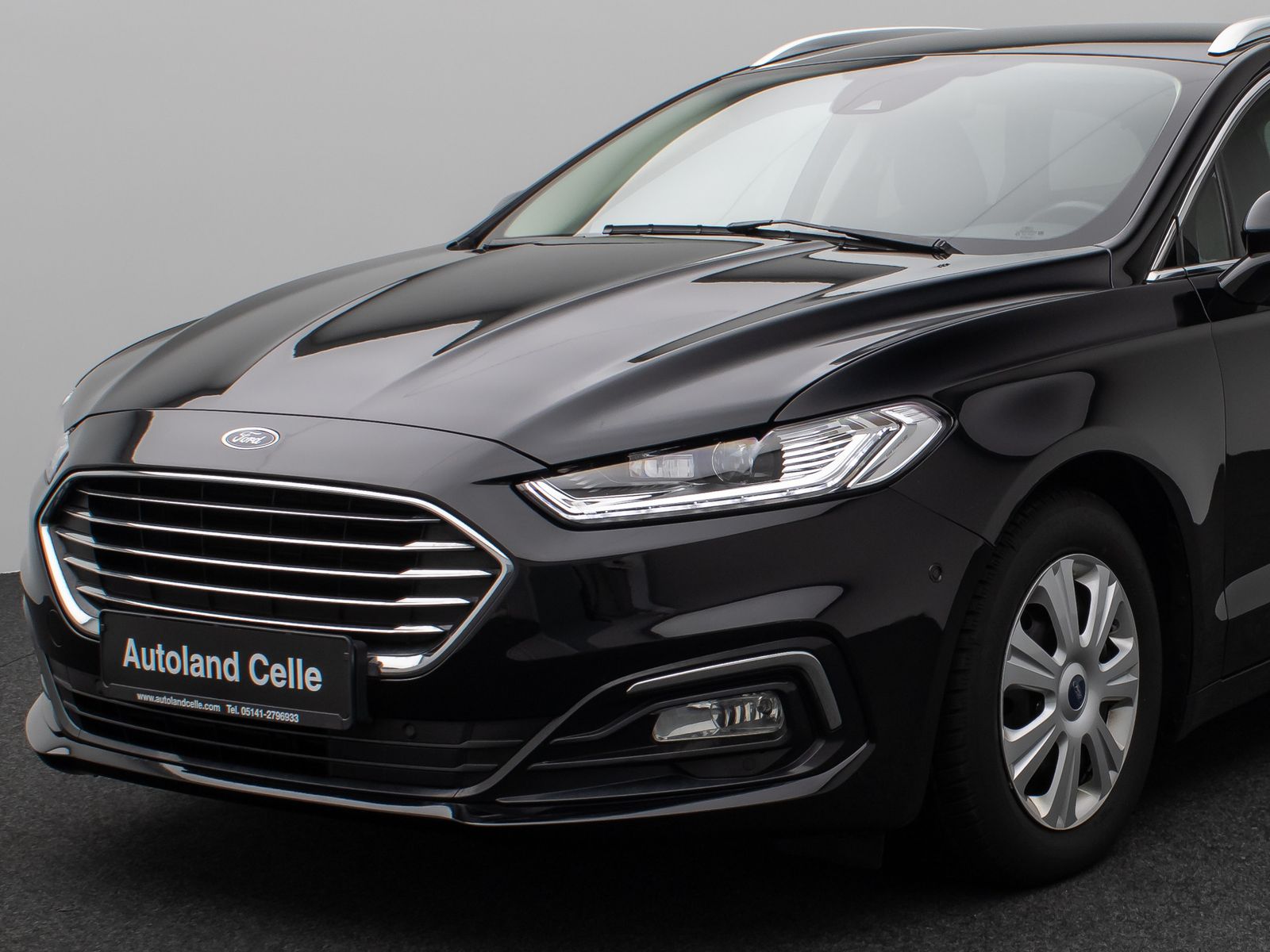 Fahrzeugabbildung Ford Mondeo Turnier Titanium Kamera AHK Winter 8fach