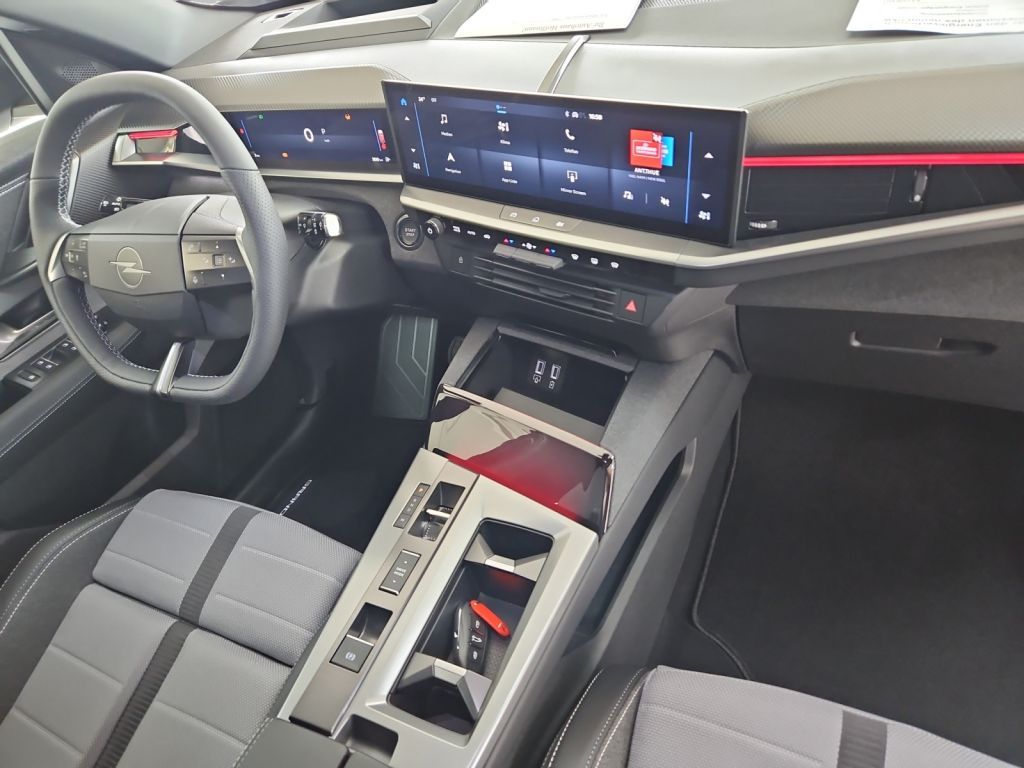 Fahrzeugabbildung Opel Grandland 1.2 DI Hybrid 48 V AT GS