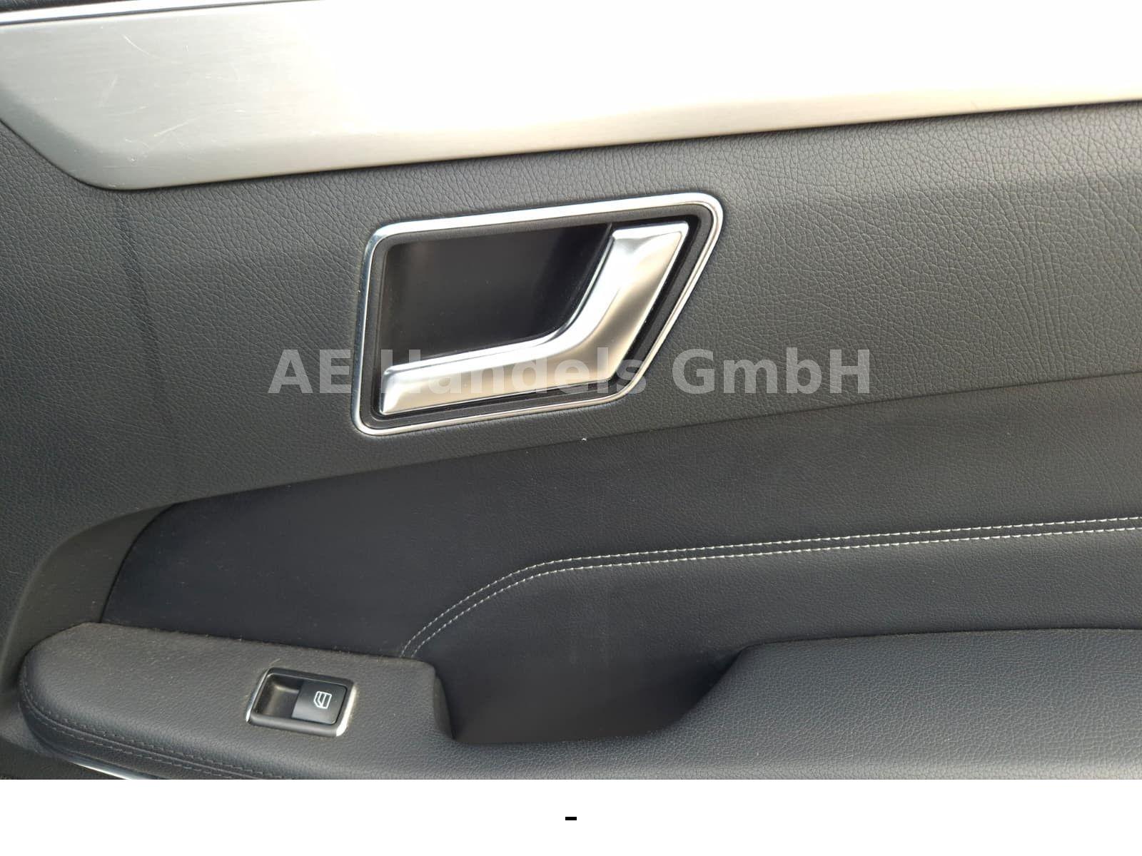 Mercedes-Benz E250 2014 — photo 23