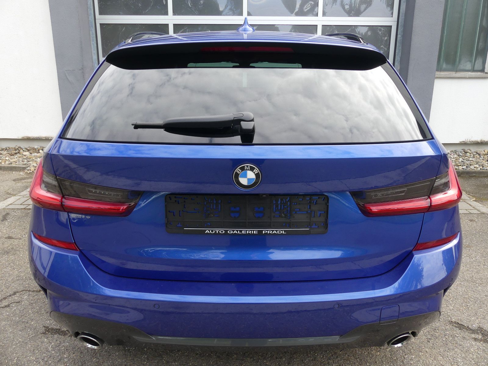 BMW 320d M Sport Touring Laser/Pano/Kamera/AHK/1.Hd foto 6