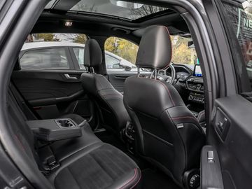 Ford Kuga 2.5 Plug-In Hybrid ST-Line X Pano Kamera