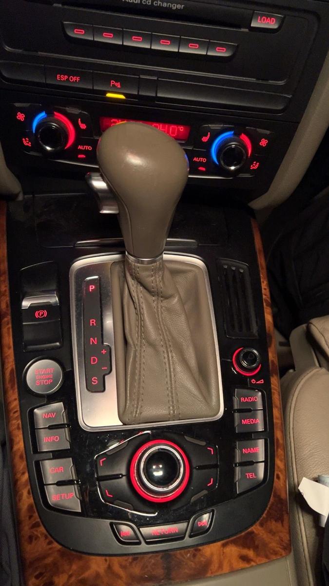 Audi A4 2008 — photo 7