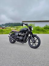 Triumph Bonneville Cafe Racer Motorrad - TRIUMPH CAFE RACER