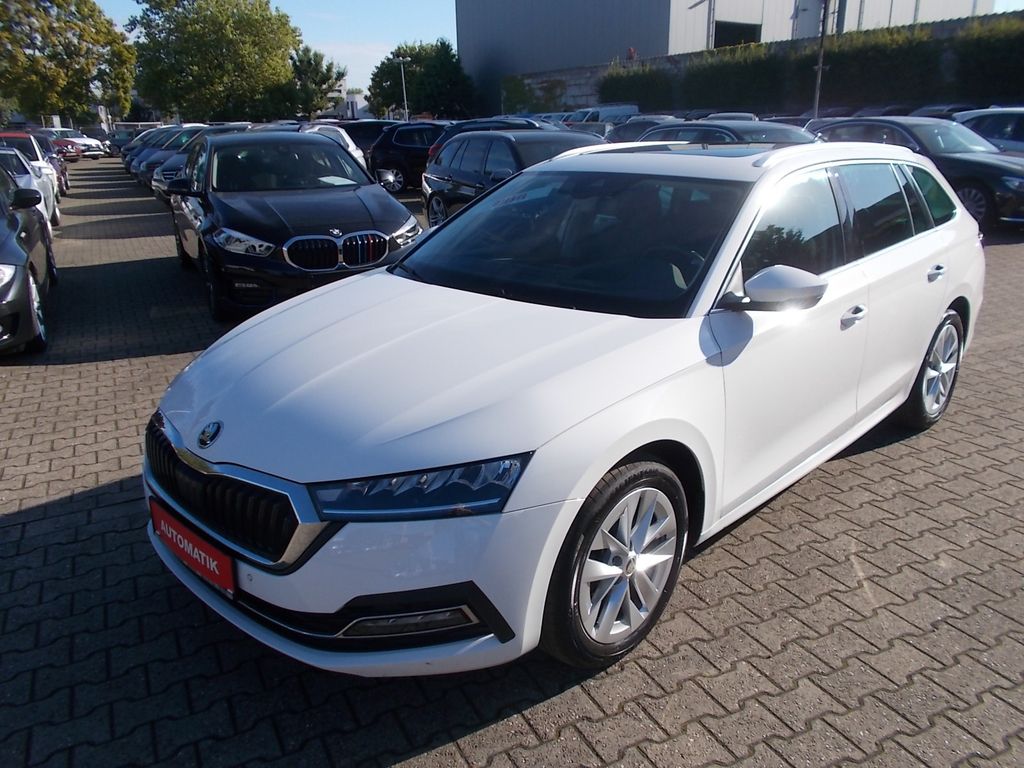 Skoda Octavia — hlavná fotografia
